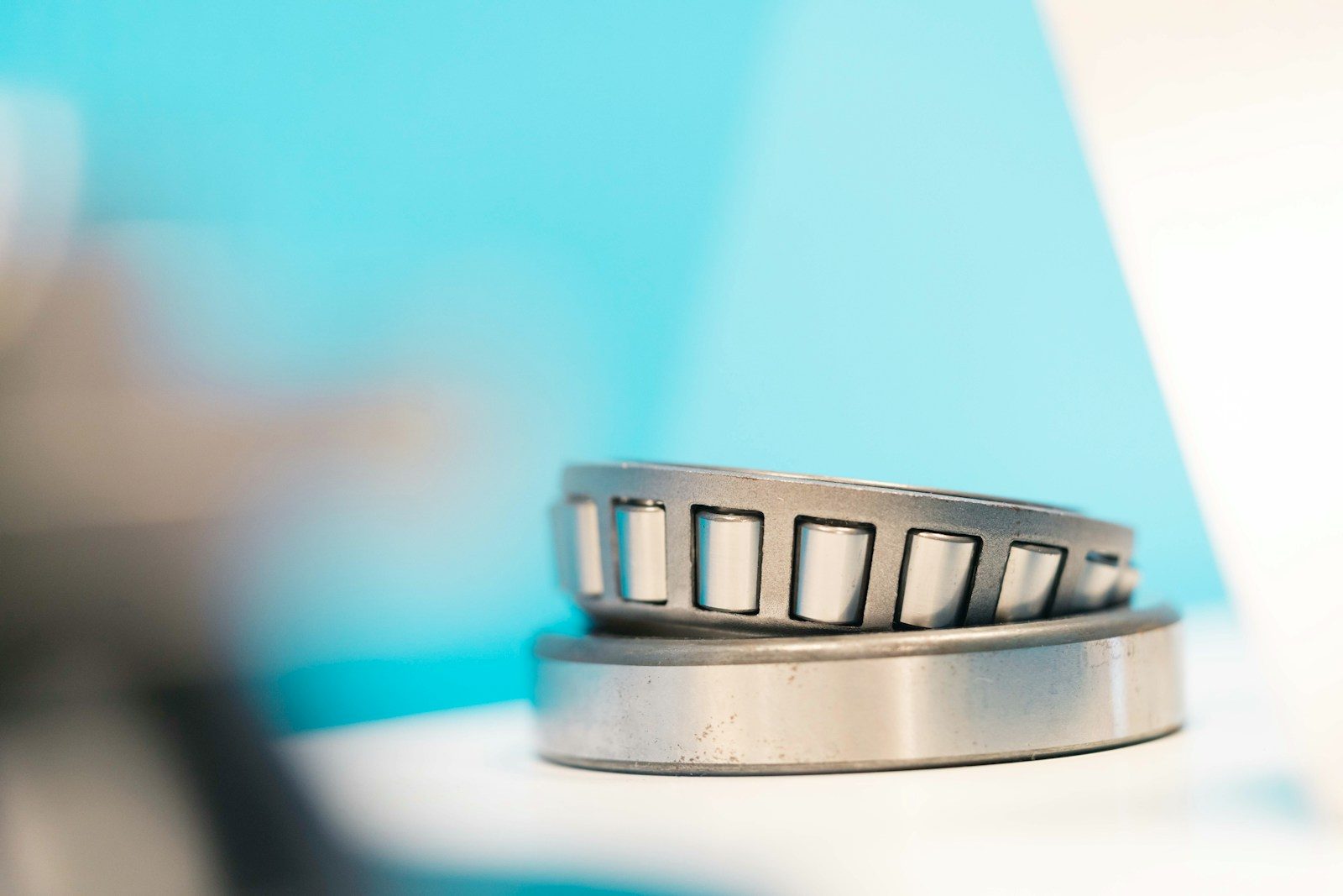 Greasing and Servicing Serviceable Wheel Bearings